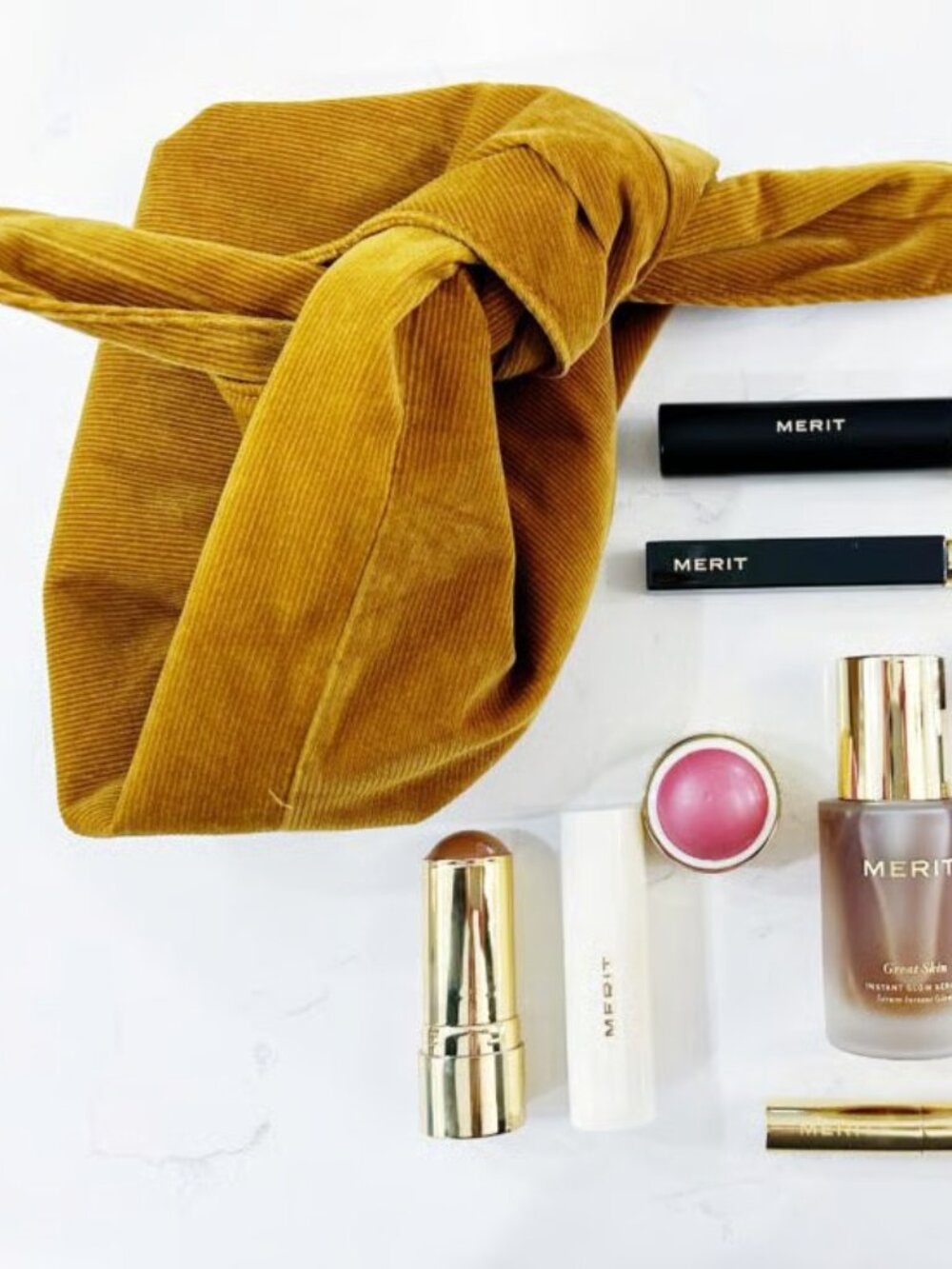 MERIT beauty signature cosmetic bag (OS) - Picture 3 of 5